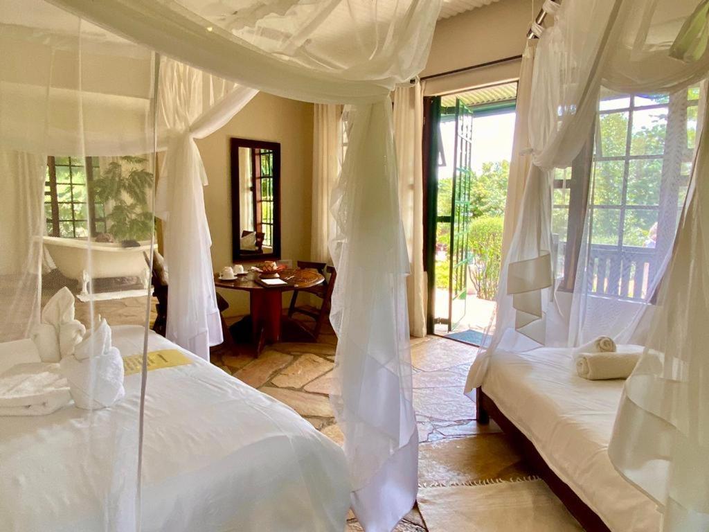 Tambuti Lodge Rundu Exteriör bild
