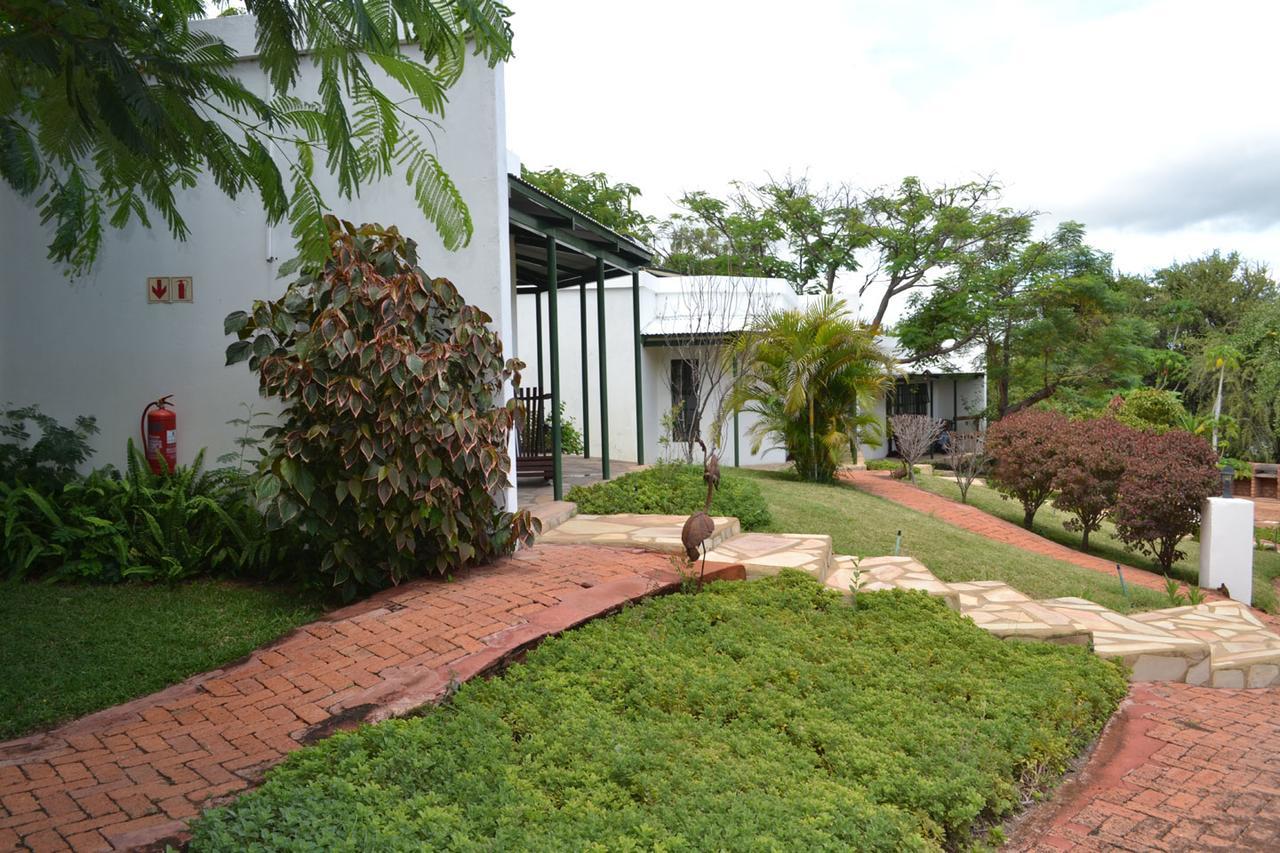 Tambuti Lodge Rundu Exteriör bild
