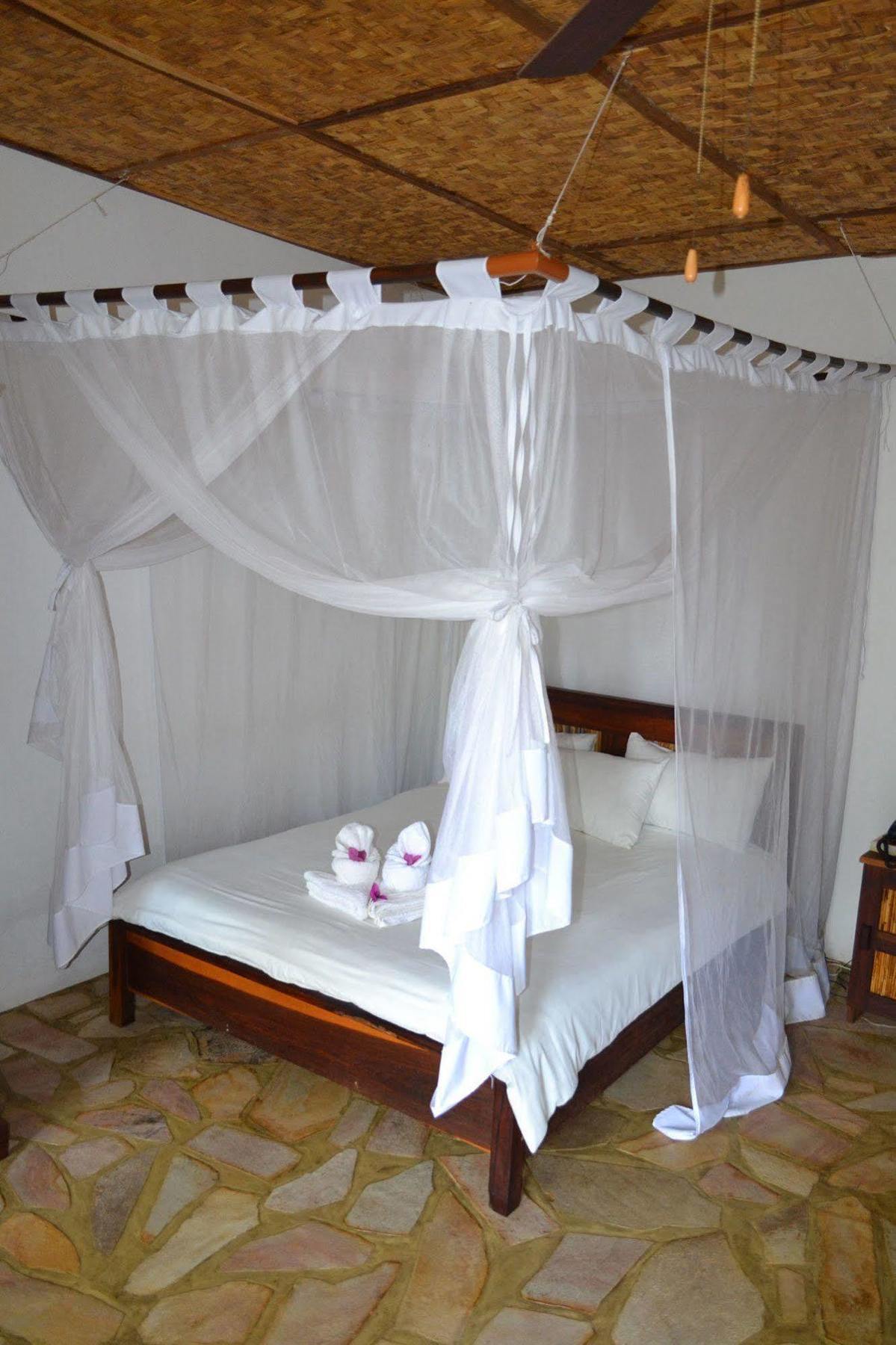 Tambuti Lodge Rundu Exteriör bild